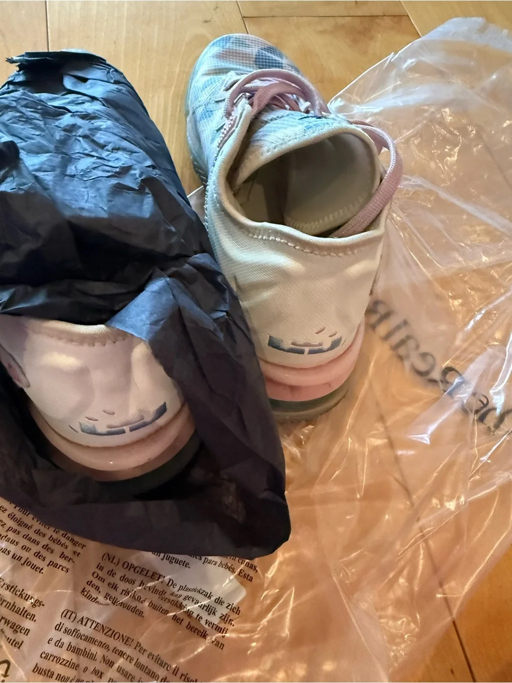 Nike Girls Pastel Pink & Blue Patterned Sneakers
